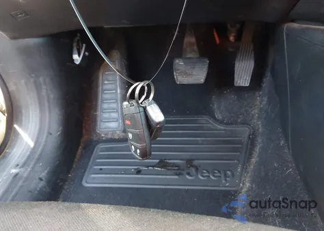 2018 Jeep Renegade Latitude 4X4 from USA, damaged, VIN ZACCJBBB1JPH89906